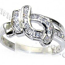 Dámský stříbrný prsten se zirkony typ 001
